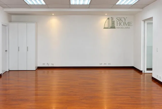 Renta o Venta Oficina Corporativa 120 m² – Shyris y Naciones Unidas — imagen 3