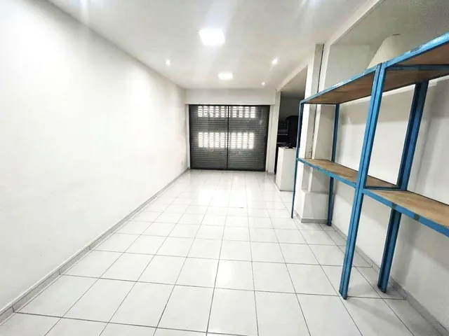 Venta 10 de Agosto Colon Local Comercial 280 m² Una Sola Planta — imagen 3