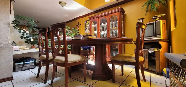 Casa Rentera de Venta en La Vicentina, Quito — imagen 2
