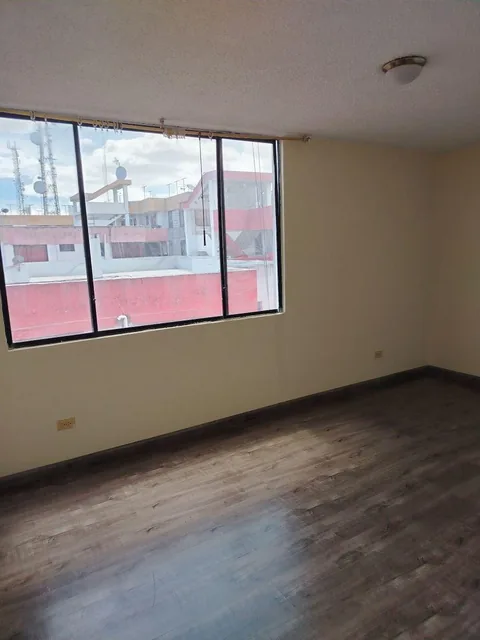 Vendo Amplio Departamento, 3 Dorm., Espectacular Vista — imagen 3