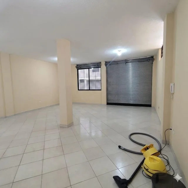 Casa Rentera con Local Comercial – Sur de Quito (Pueblo Solo Pueblo) — imagen 2