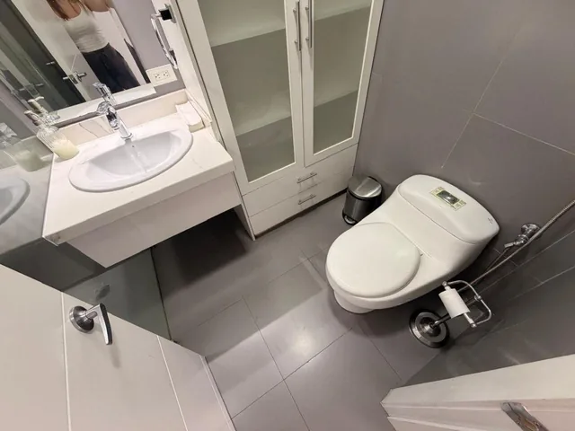 Departamento de Venta en El Sector Cumbayá de 141 m con Terraza Privada — imagen 2