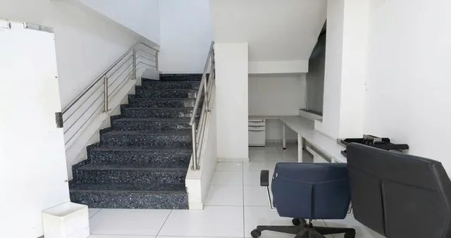Local en Venta en Av Rodríguez Bonín, Guayaquil, Guayas — imagen 4