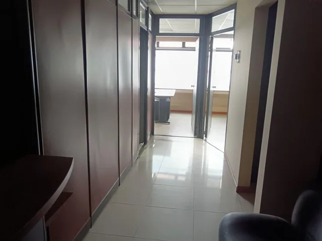 Vendo Oficina en El Edificio Torres del Norte, Guayas — imagen 4