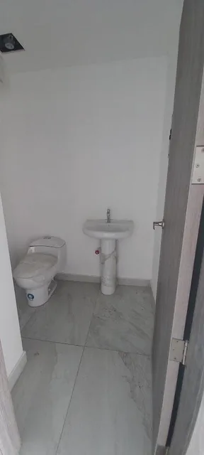Oficina de Estreno en Venta en La Av de Las Américas, Guayas — imagen 5