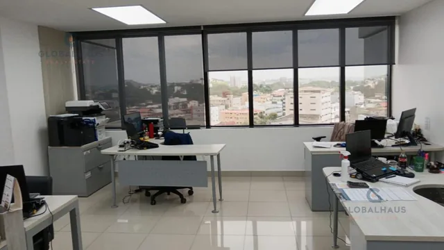 Venta de Oficina en Norte de Guayaquil Torre Atlas con Parqueo. S. H. Guayas — imagen 3