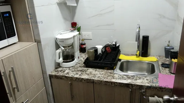 Venta de Oficina en Norte de Guayaquil Torre Atlas con Parqueo. S. H. Guayas — imagen 2