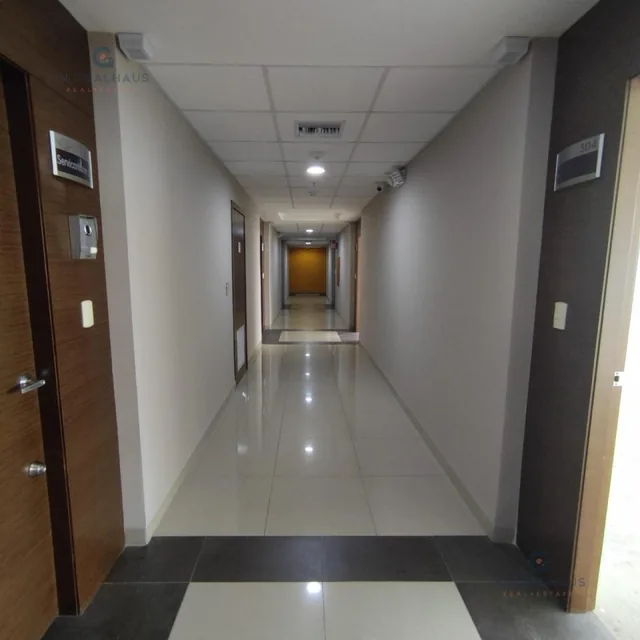 Venta Oficina en Edificio River Plaza Av León Febres Cordero, 47 m² m. G. Guayas — imagen 5