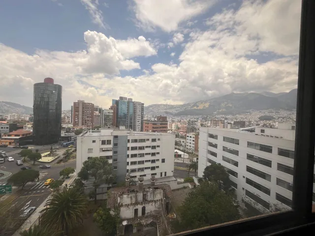 Sector Hotel Quito Departamento de Venta 261 m² — imagen 4