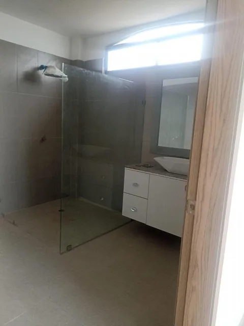 Vendo Casa en Urb. Aquamarina - Samborondon. Guayas — imagen 2