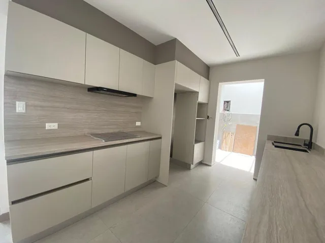 Casa de 285 m² con 3 Dorm. en Venta en Cumbayá — imagen 5