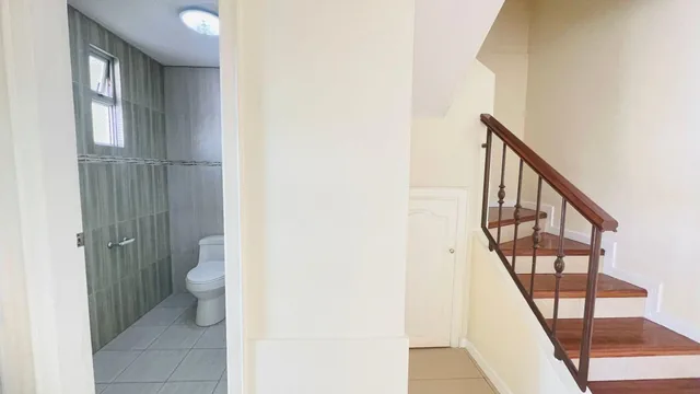 Casa de 223 m² con 4 Dorm. en Venta en Santa Lucía Quito — imagen 5