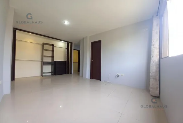 Casa en Venta con 3 Habitaciones en Villa Club. J. m. Guayas — imagen 3