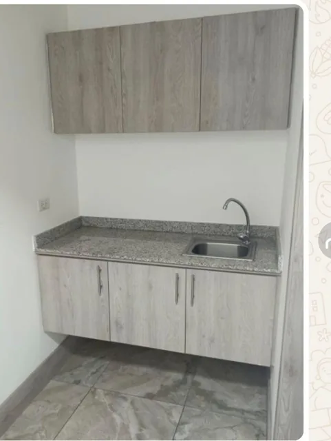 Vendo Oficina en Edificio Corporativo Sector Swiss Hotel — imagen 4