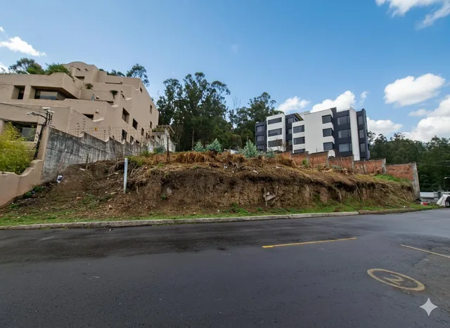 Terreno en Venta 1.044 m² en El Bosque, Quito. Ideal Para Proyecto Residencial Exclusivo — imagen 4