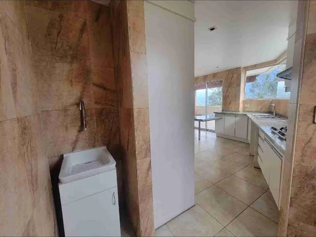 Venta Departamento Miravalle 3 — imagen 2