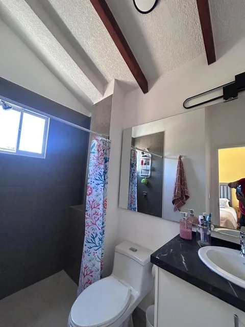 Ira Casa de Venta a Estrenar en El Valle de Los Chillos Av Ilalo — imagen 2