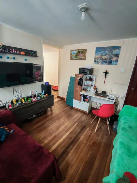 Casa Rentera Esquinera en Chimbacalle - Usd 177. 500 Negociables — imagen 2