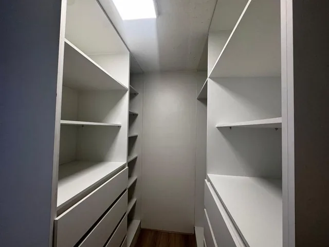 Departamento Remodelado 3 Dorm. Sector Gonzalez Suarez — imagen 2