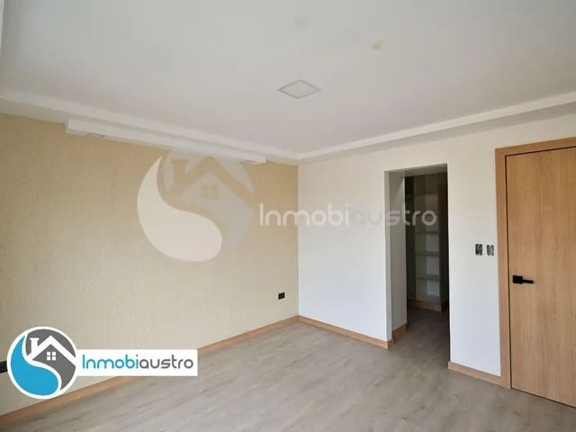 Av Ricardo Duran, Venta de Hermosa Casa Aplica a Crédito Miti Miti, Azuay — imagen 2