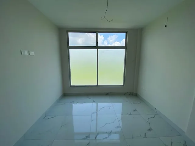 Hermosa Casa en Venta de Estreno Millenium Village/casa Laguna - Amparo Marín, Guayas — imagen 2