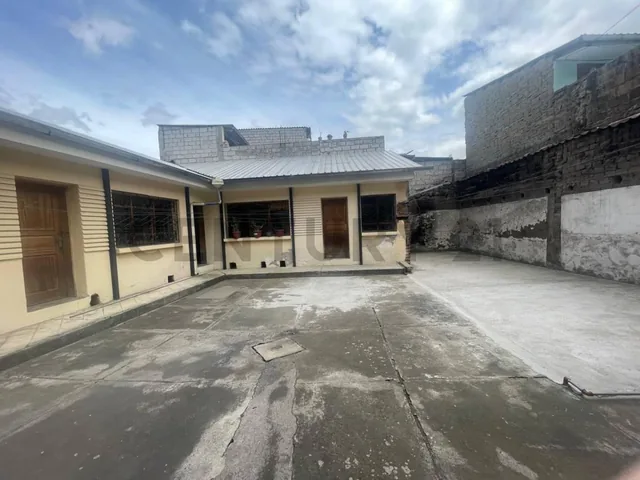 Venta de Casa con Terreno en El Sur de Quito — imagen 5
