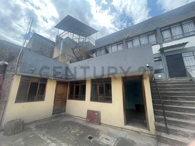 Venta de Casa con Terreno en El Sur de Quito — imagen 3