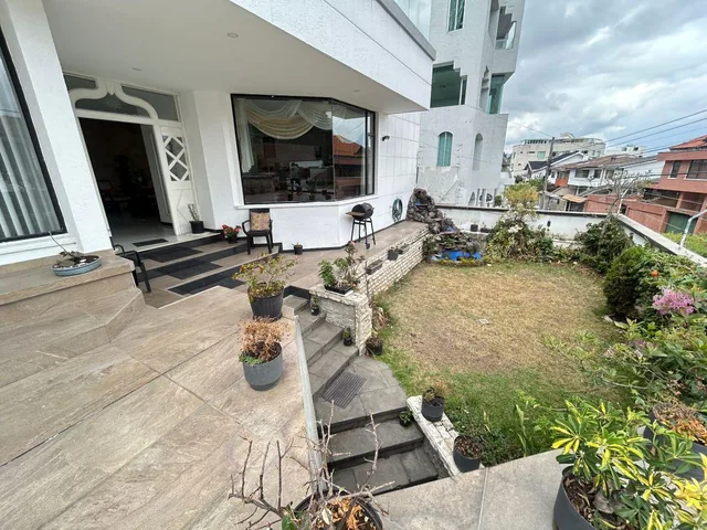 Venta El Bosque Elegante Amplia Casa Cuatro Dorm. Terraza Vista — imagen 5