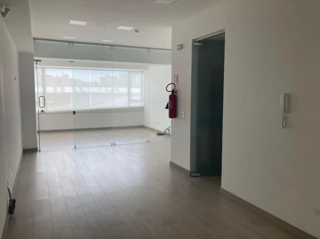 Oficina Venta 49 m² con Parqueadero – La Carolina — imagen 5