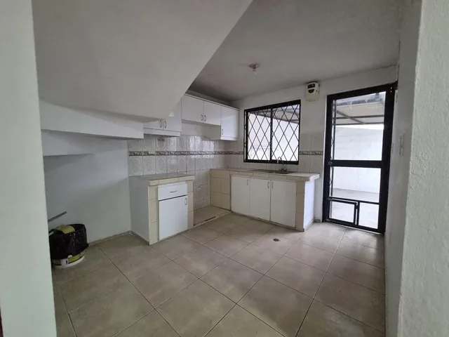 Casa en Venta – Av Atahualpa, Ibarra, Imbabura — imagen 5