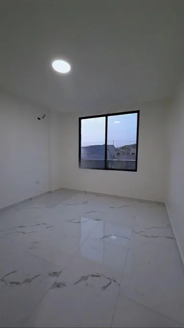 Venta Casa por Estrenar 4 Dorm. en Urbanizacion Mallorca Village Via a Salitre - Samborondon, Guayas — imagen 2