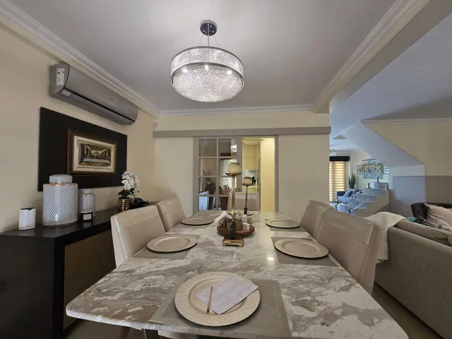 Venta de Hermosa y Remodelada Casa en Villa Club, Guayas — imagen 2