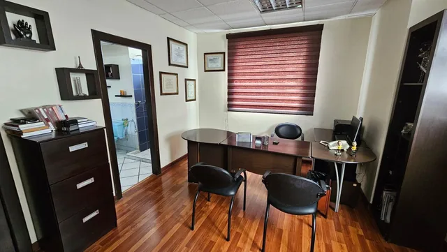 Oficina en Venta, Edificio Torres de La Merced, Centro de Guayaquil. Guayas — imagen 5