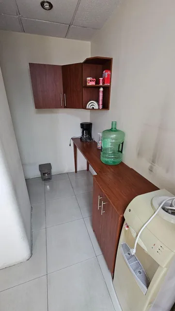 Oficina en Venta, Edificio Torres de La Merced, Centro de Guayaquil. Guayas — imagen 2