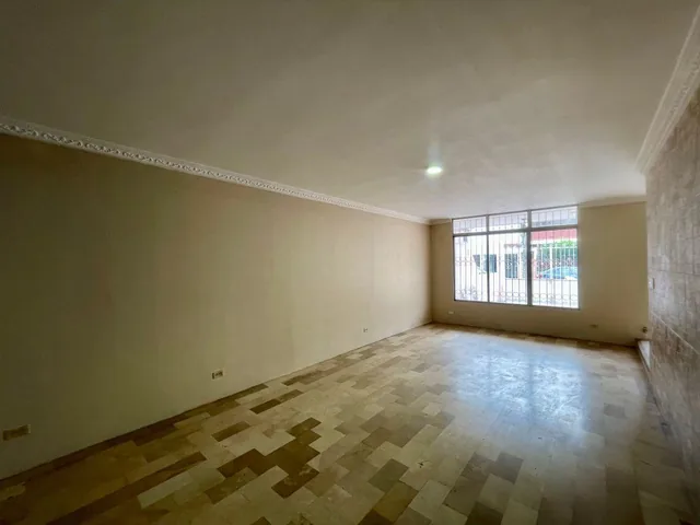 En Venta: Casa de 3 Dorm. Cdla. La Garzota, Guayas — imagen 4