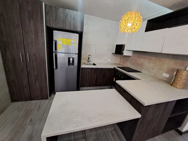Venta Departamento 2 Dormt 2 Parq. 1 Bodega, Balcon. Edif. Piscina. Portugal y Luxemburgo $187.500 — imagen 2