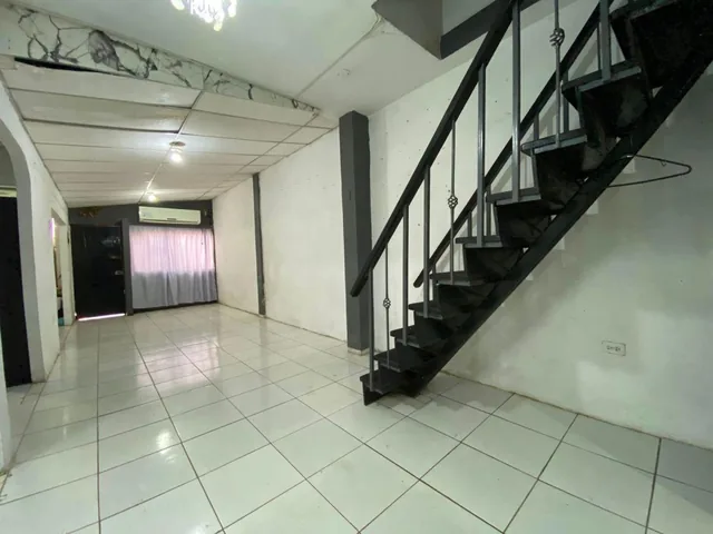 Venta de Casa en Las Acacias, Guayas — imagen 5
