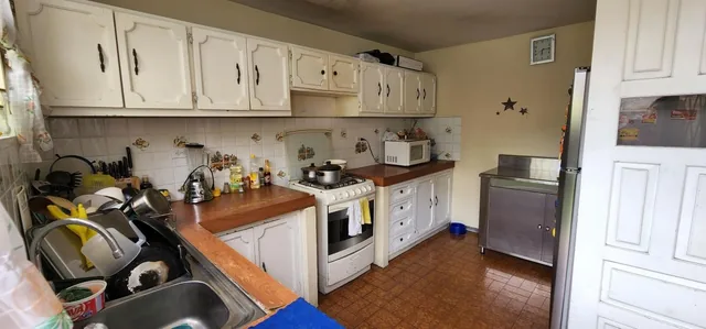 Venta Casa Centro Norte Sector El Pinar Amplia con Terreno Grande Posterior 4 Dorm. 430 Mt — imagen 2