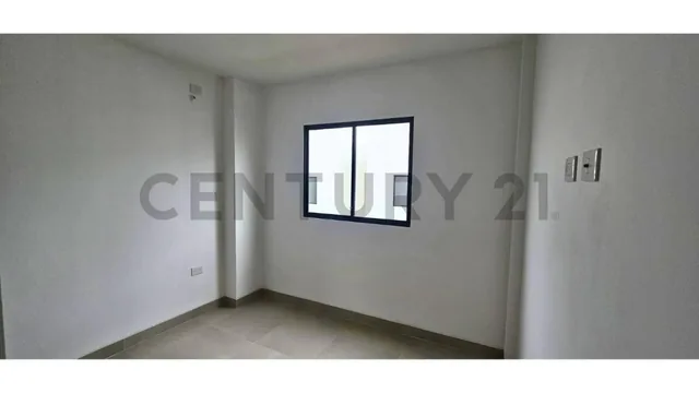 Amplia Casa de Estreno en Venta en Urb. Privada Narcisa Club, Guayas — imagen 3