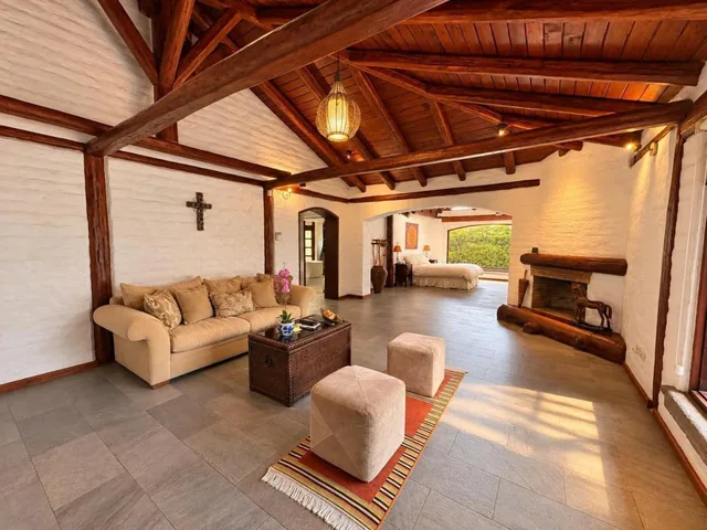 Casa Venta 4 Dorm. Cumbaya — imagen 3