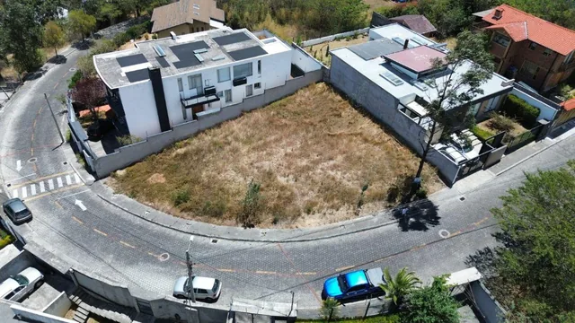 En Venta Terreno Exclusivo en Nayon, Urb Juan Montalvo — imagen 5