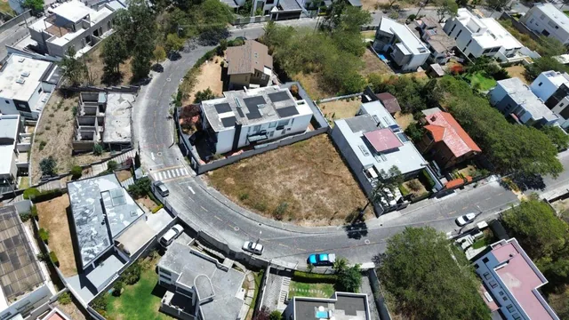 En Venta Terreno Exclusivo en Nayon, Urb Juan Montalvo — imagen 3
