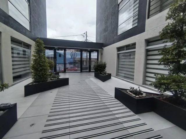 Vendo Departamento Cerca a Solca con Amplio Patio y Área de Mascotas — imagen 5