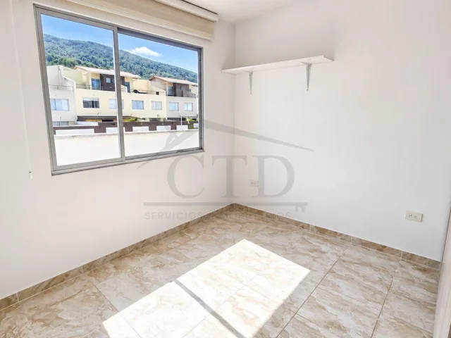 Departamento en Venta $59.500 | 3 Habitaciones | 2 Baños | Parqueadero | Piso 2 — imagen 4