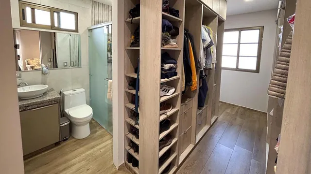 Vendo Casa en Urbanizacion San Eduardo 2 (Gwong), Guayas — imagen 2