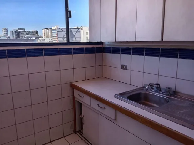 Oficina Venta 130 m² Av Sector Jipijapa — imagen 2