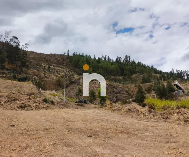 Terreno Plano de 3.200 m² en Venta en Javier Loyola, Cerca de La Unae — imagen 5