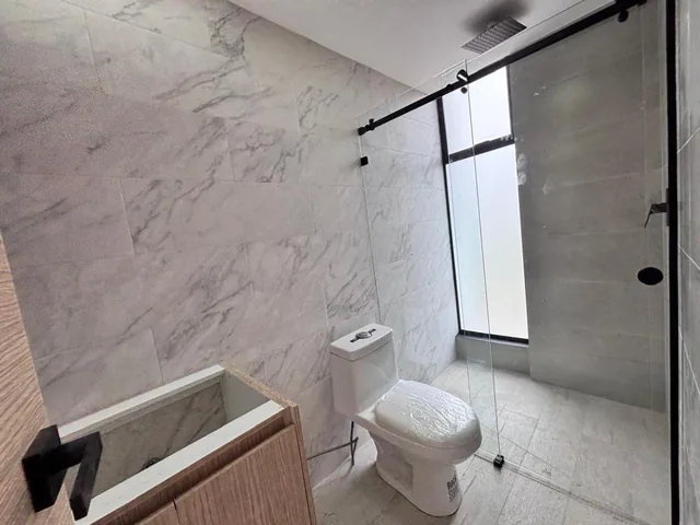 Se Vende Casa por Estrenar Secto Medio Ejido en $160.000, Azuay — imagen 3