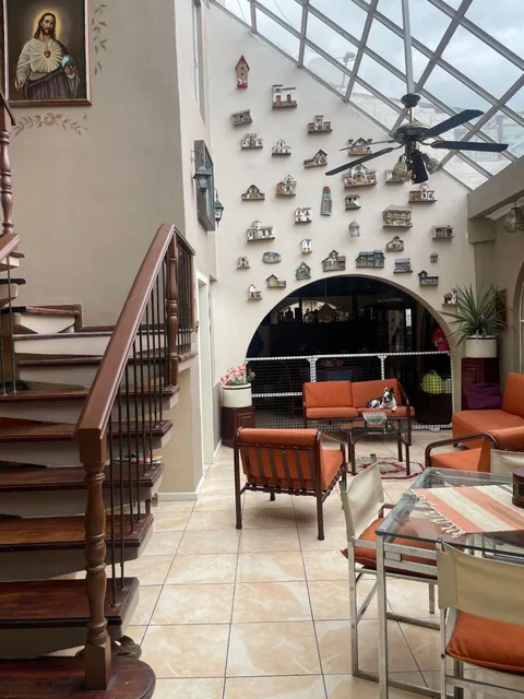 Casa en Venta Ideal Para Proyecto de Hospedaje, Azuay — imagen 2