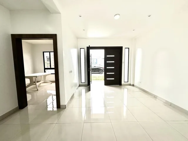 Venta de Casa en Ciudad Celeste, Isla Celeste Ad, Guayas — imagen 4